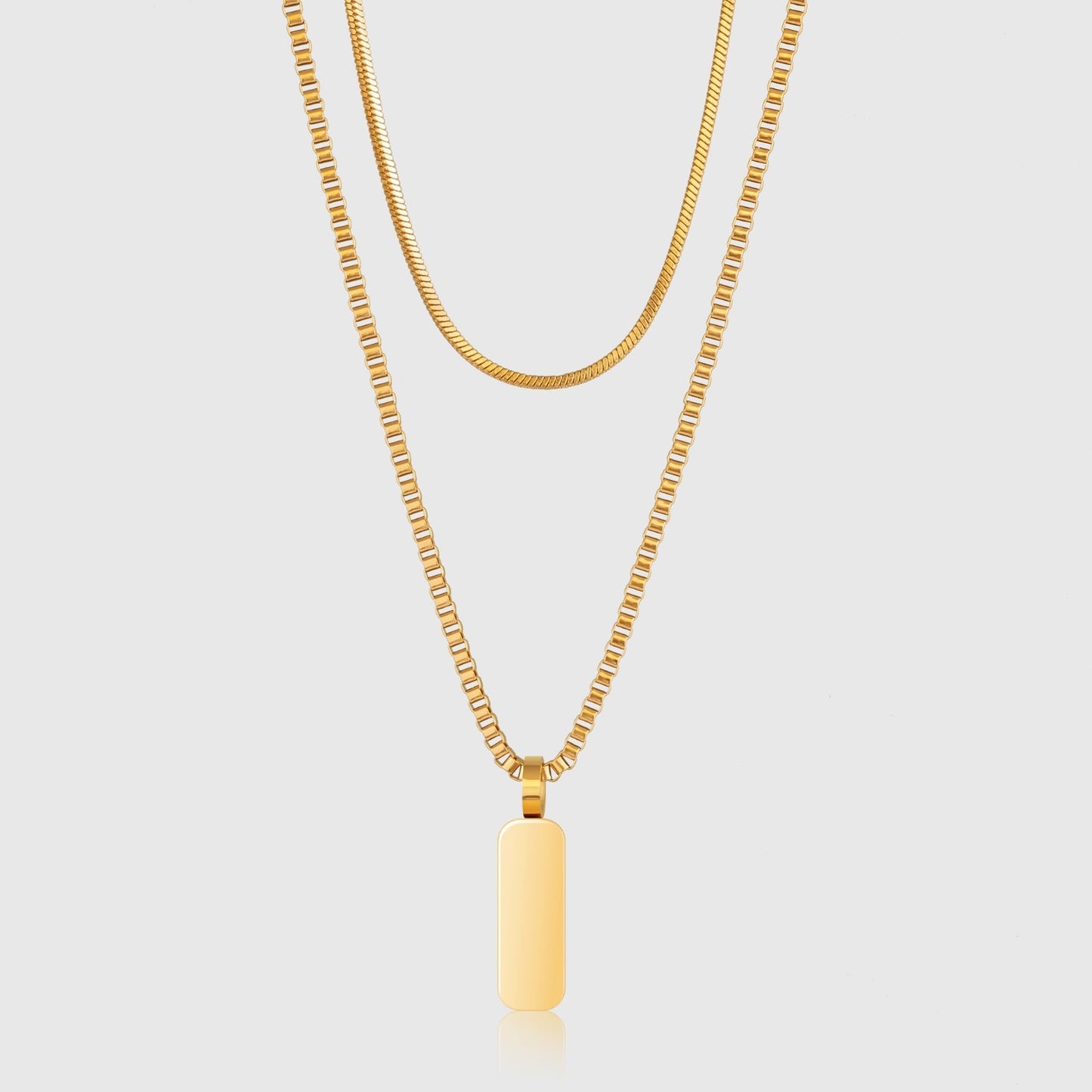 Apollo Pendant Necklace Duo gold pendant detail