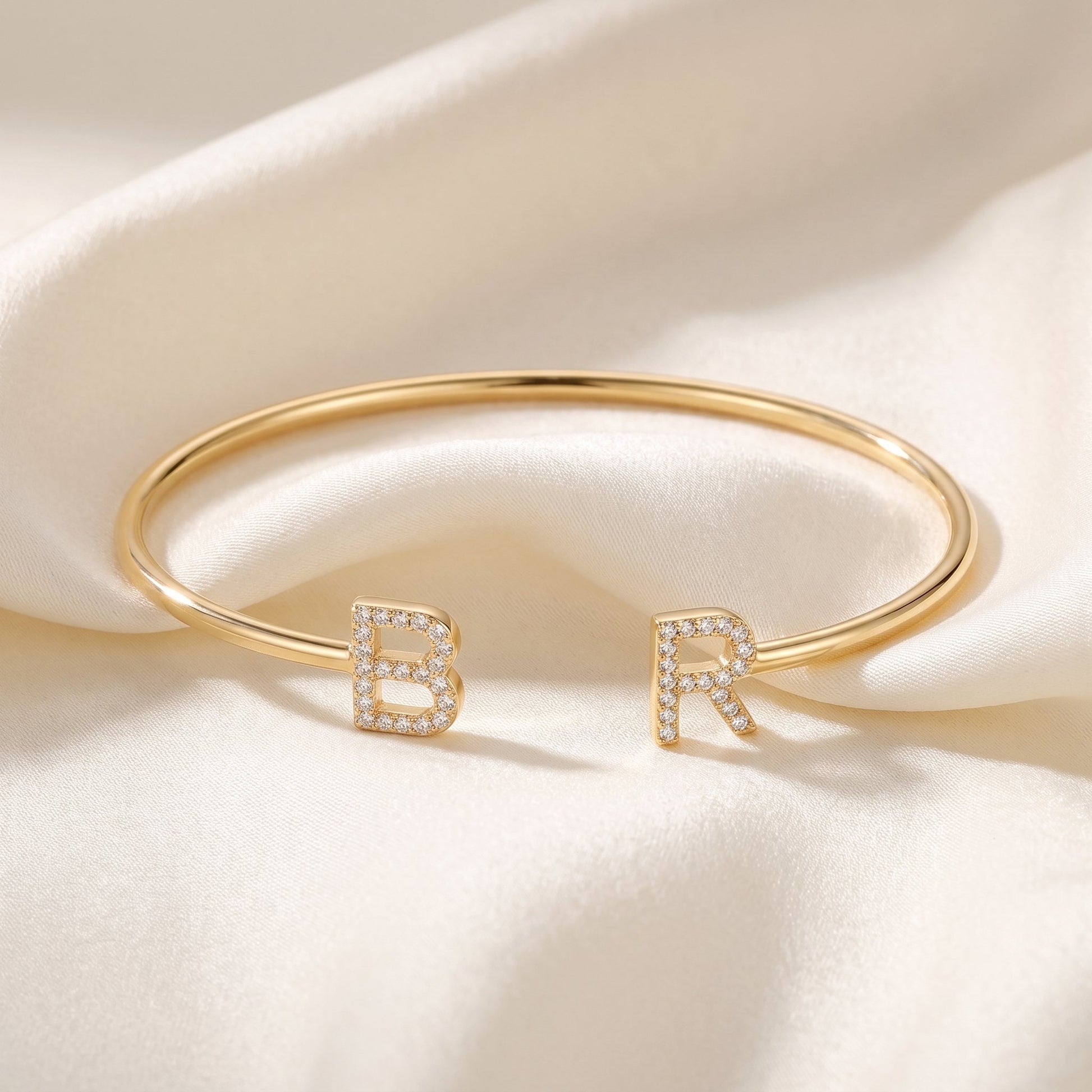 Initialen armband in goud met twee initialen