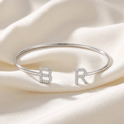 Initialen armband in zilver met twee initialen