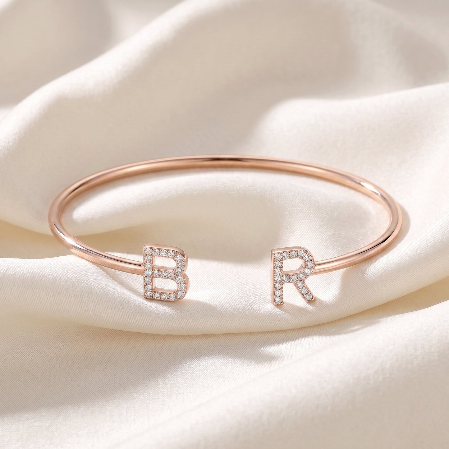 Initialen armband in roségoud met twee initialen