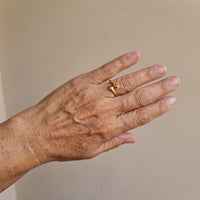 Klantfoto Embrace Ring
