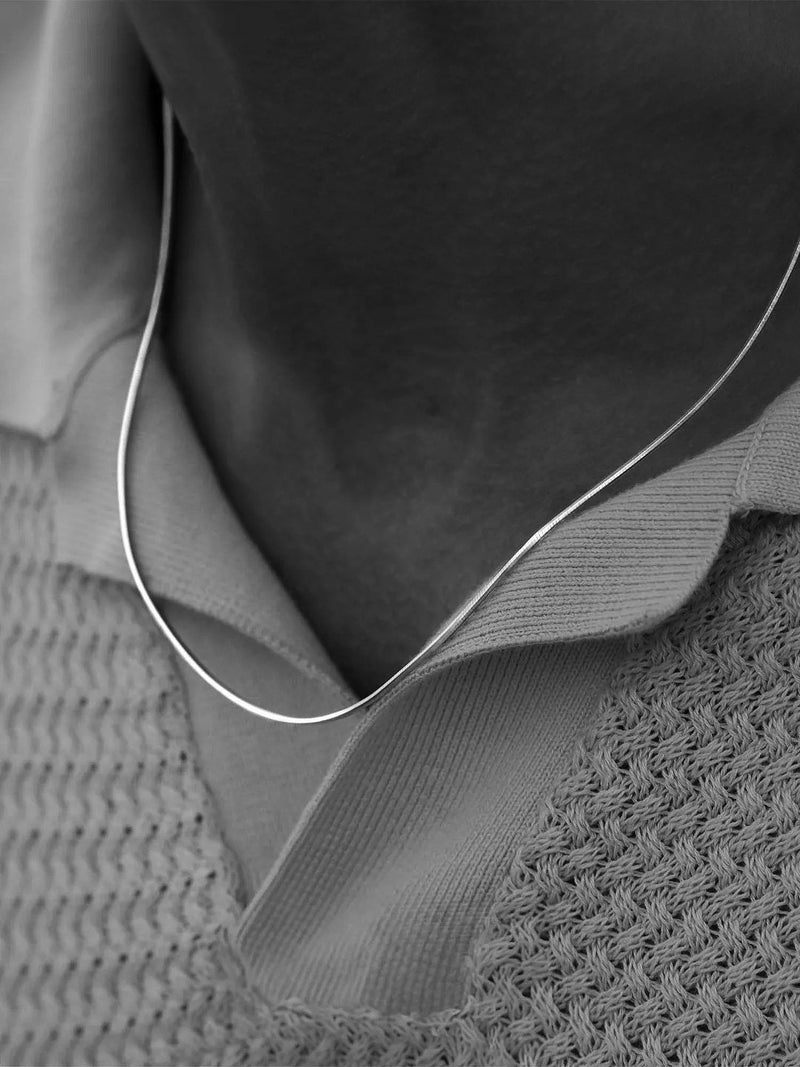 Octangle Chain Necklace close-up